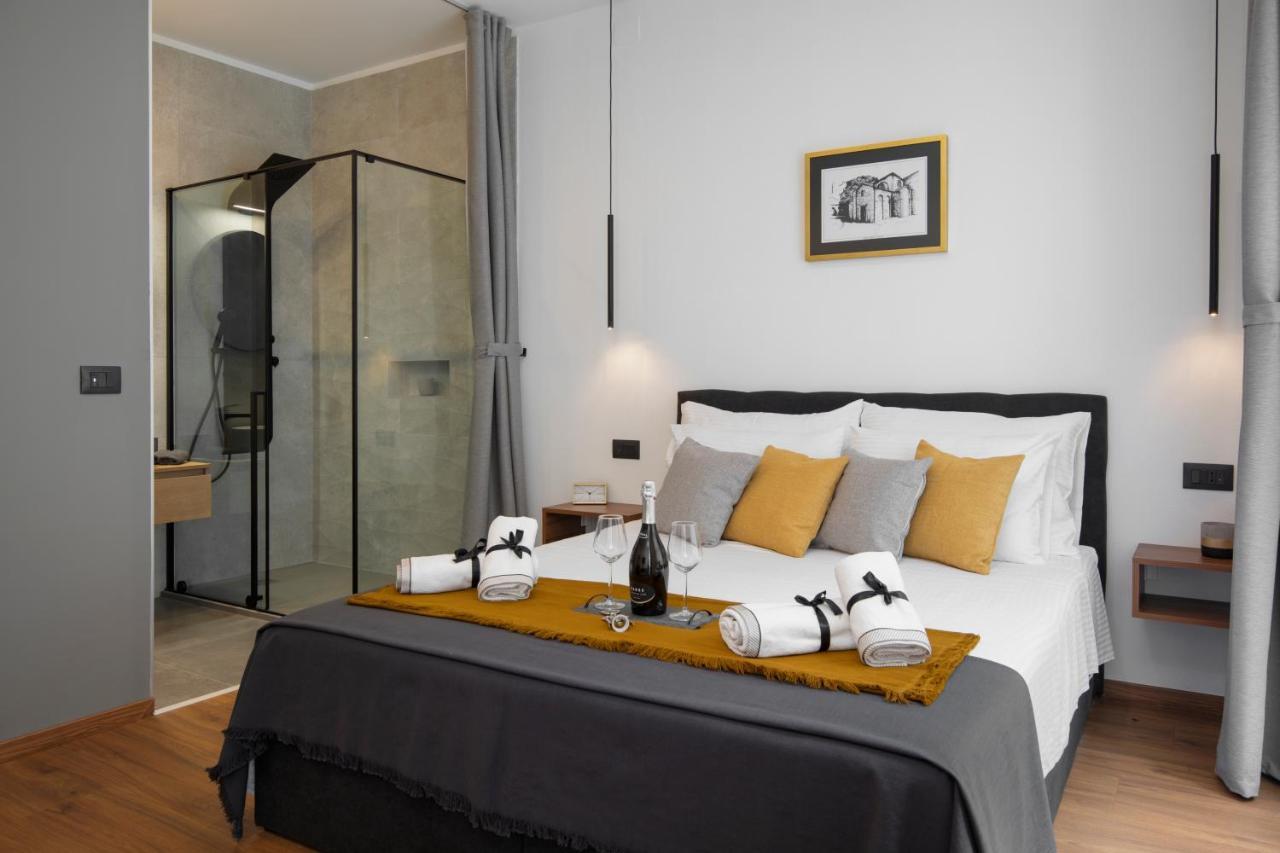 Deluxe Rooms And Apartments Korzo Pula Exterior photo